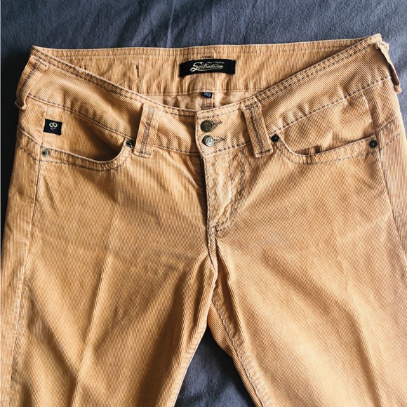 Serfontaine Low Pro Corduroy, size 30, Soft, Coco Tan - Picture 3 of 11